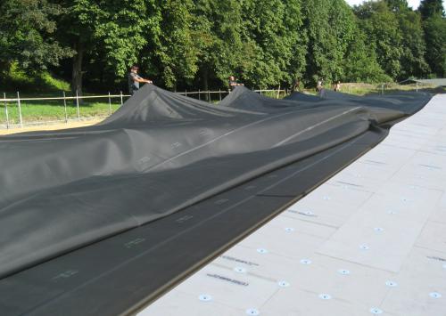 EPDM-Folie auf dem Dach